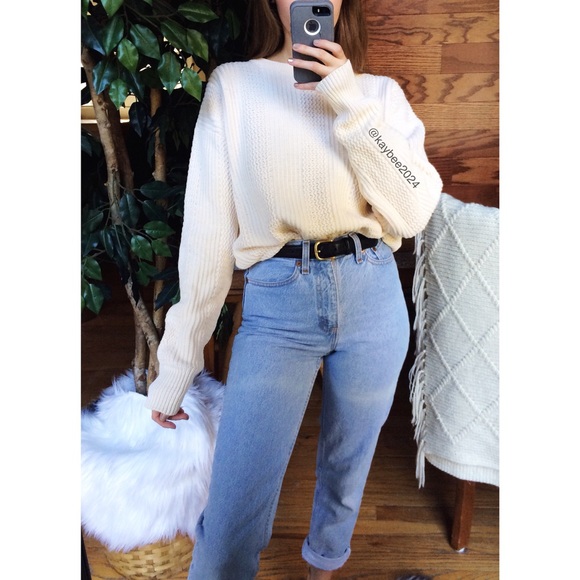 Vintage Sweaters - 🌿 Vintage Cozy Chunky Cream Knit Sweater 🌿